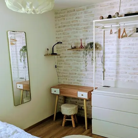 Wooden House 두아르느네